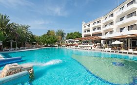Paphos Gardens Hotel Apartments